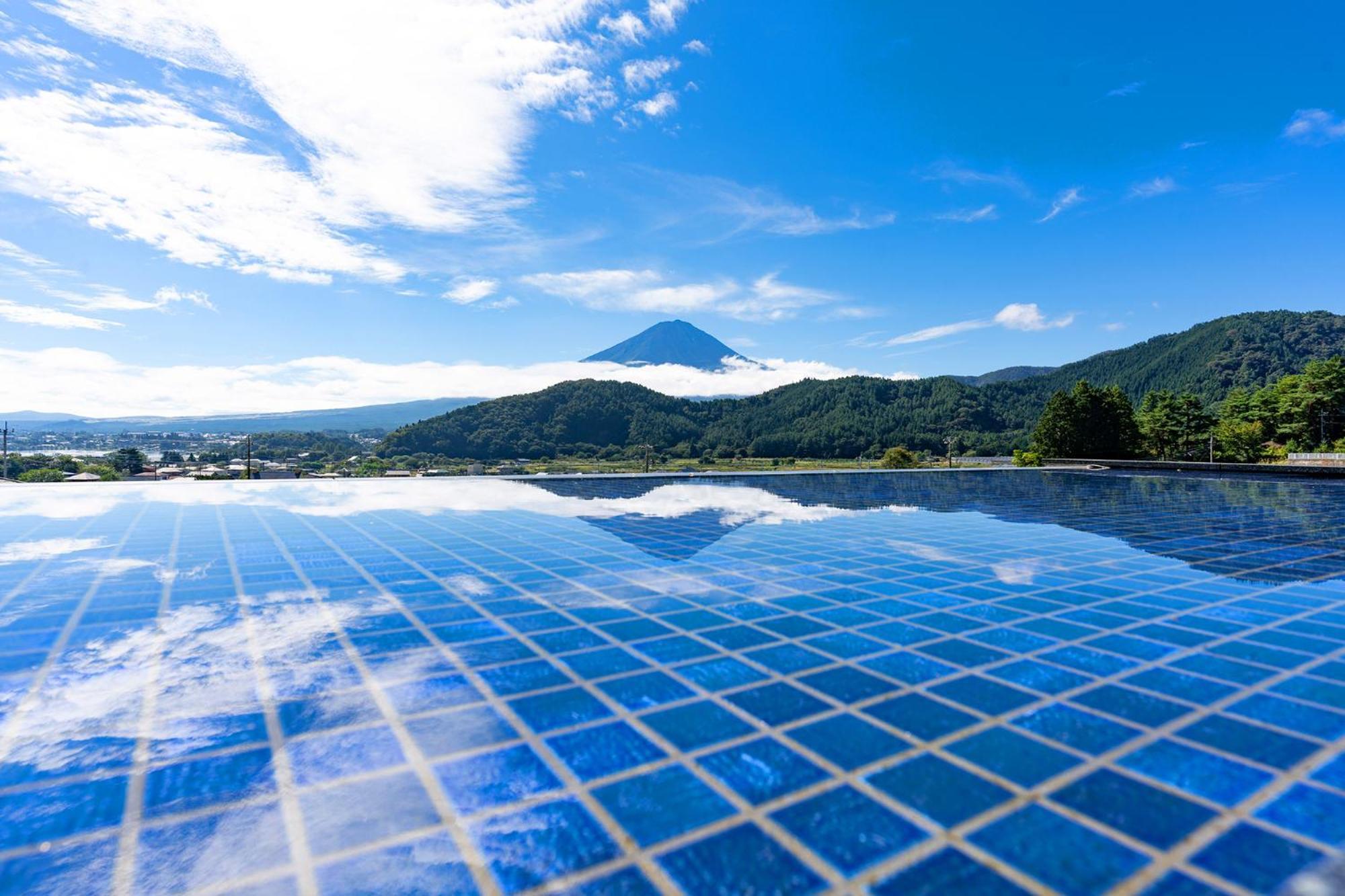 Fuji View And Spa Resort Tsumugi Kawaguchiko Fujikawaguchiko Exterior photo