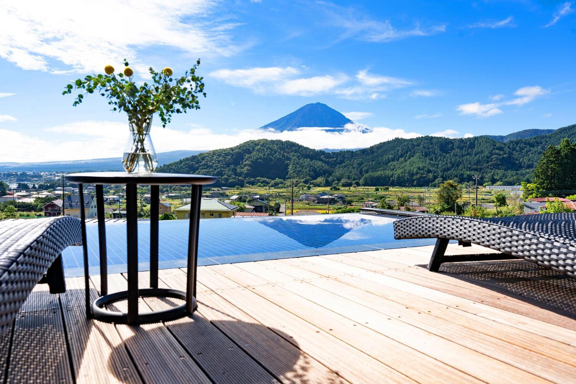 Fuji View And Spa Resort Tsumugi Kawaguchiko Fujikawaguchiko Exterior photo